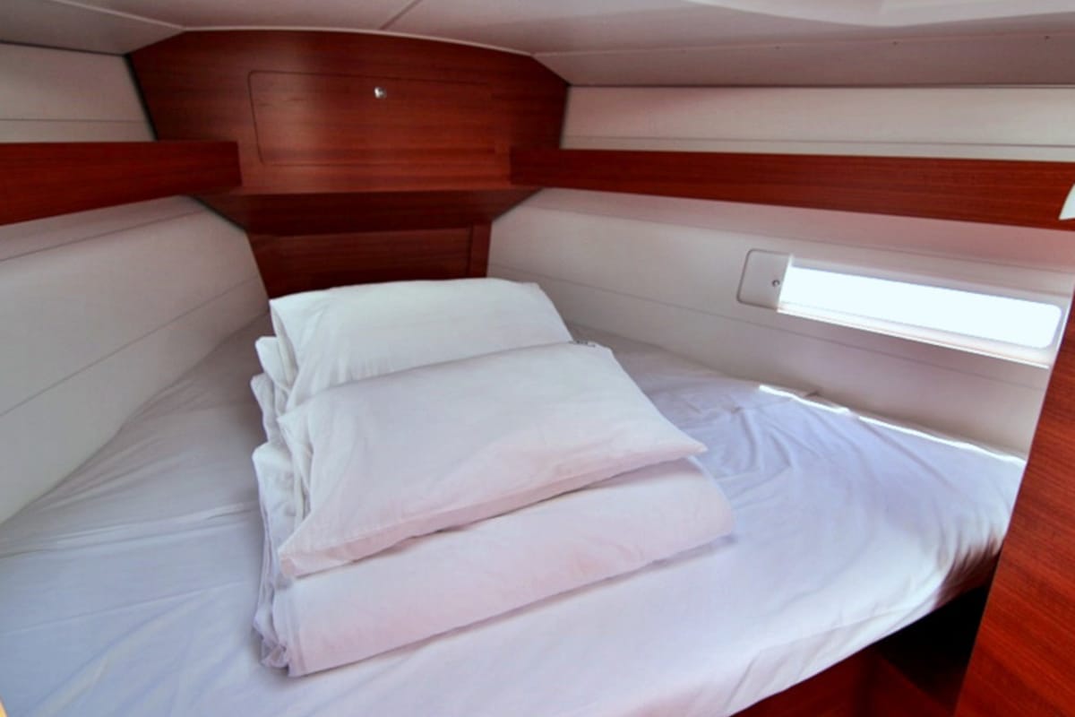 Cabin on Louise, a Dufour 382 GL sailboat at Općina Sukošan, Croatia