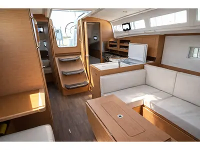 Salon of SSY-03, a Jeanneau Sun Odyssey 380 sailboat at Nettuno, Italy