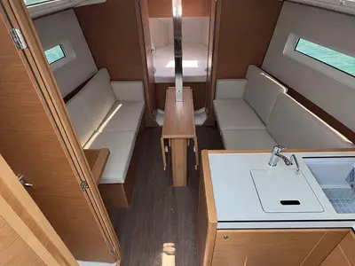 Salon of SSY-03, a Jeanneau Sun Odyssey 380 sailboat at Nettuno, Italy