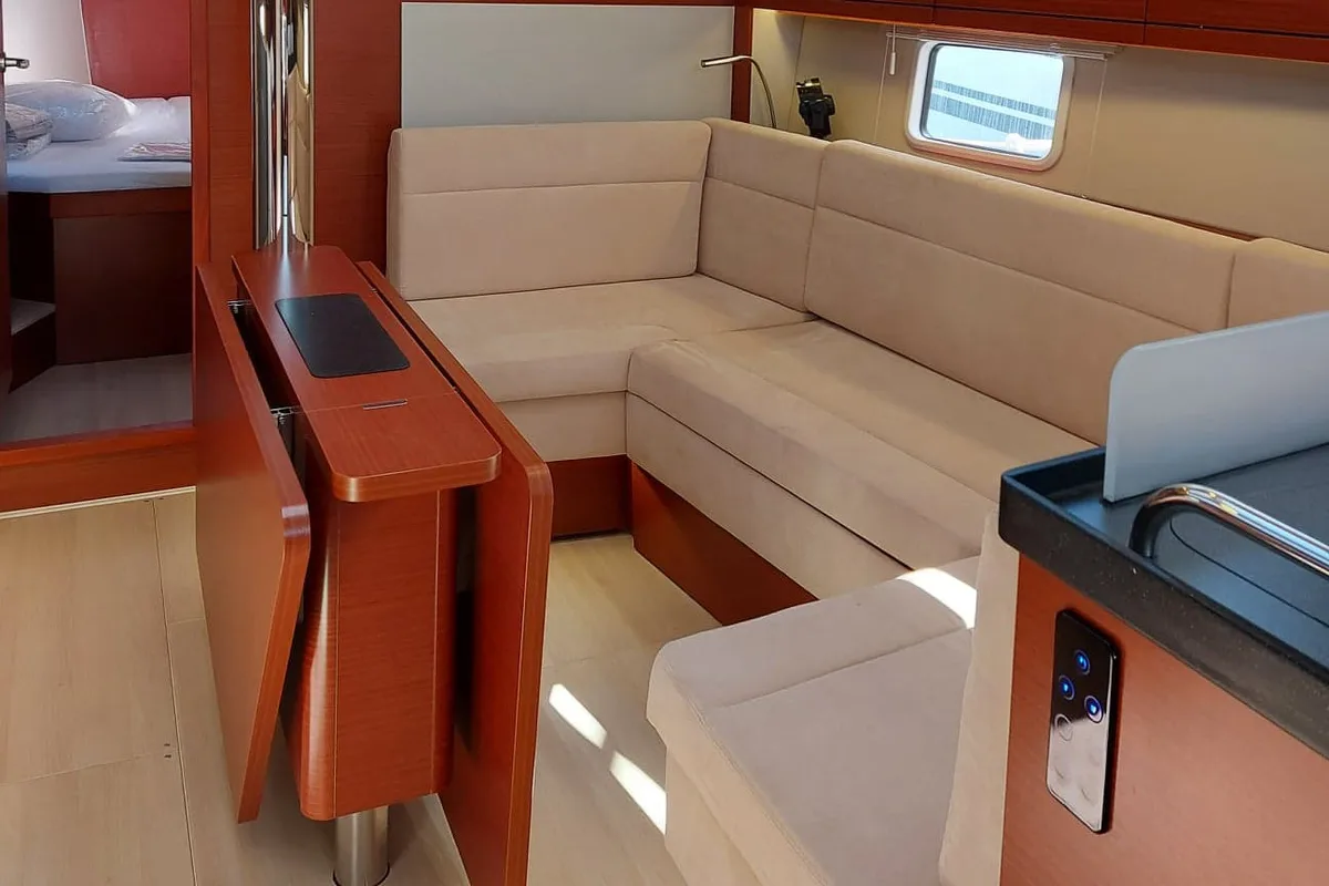 Salon of Polynoe, a Hanse Yachts Hanse 418 sailboat at Lavreotiki Municipal Unit, Greece