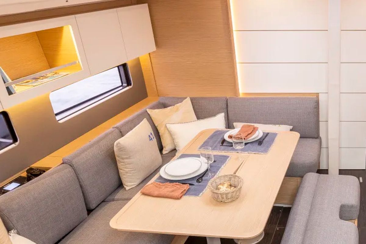 Salon of Moorings 41.3 Exclusive, a Dufour 41 sailboat at Marigot, France