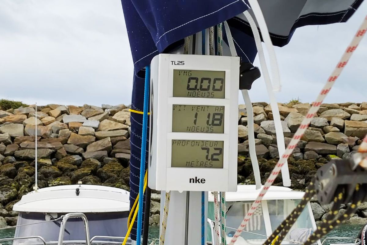 Flashe, a Beneteau First 27.7 sailboat at Saint-Cast-le-Guildo, France