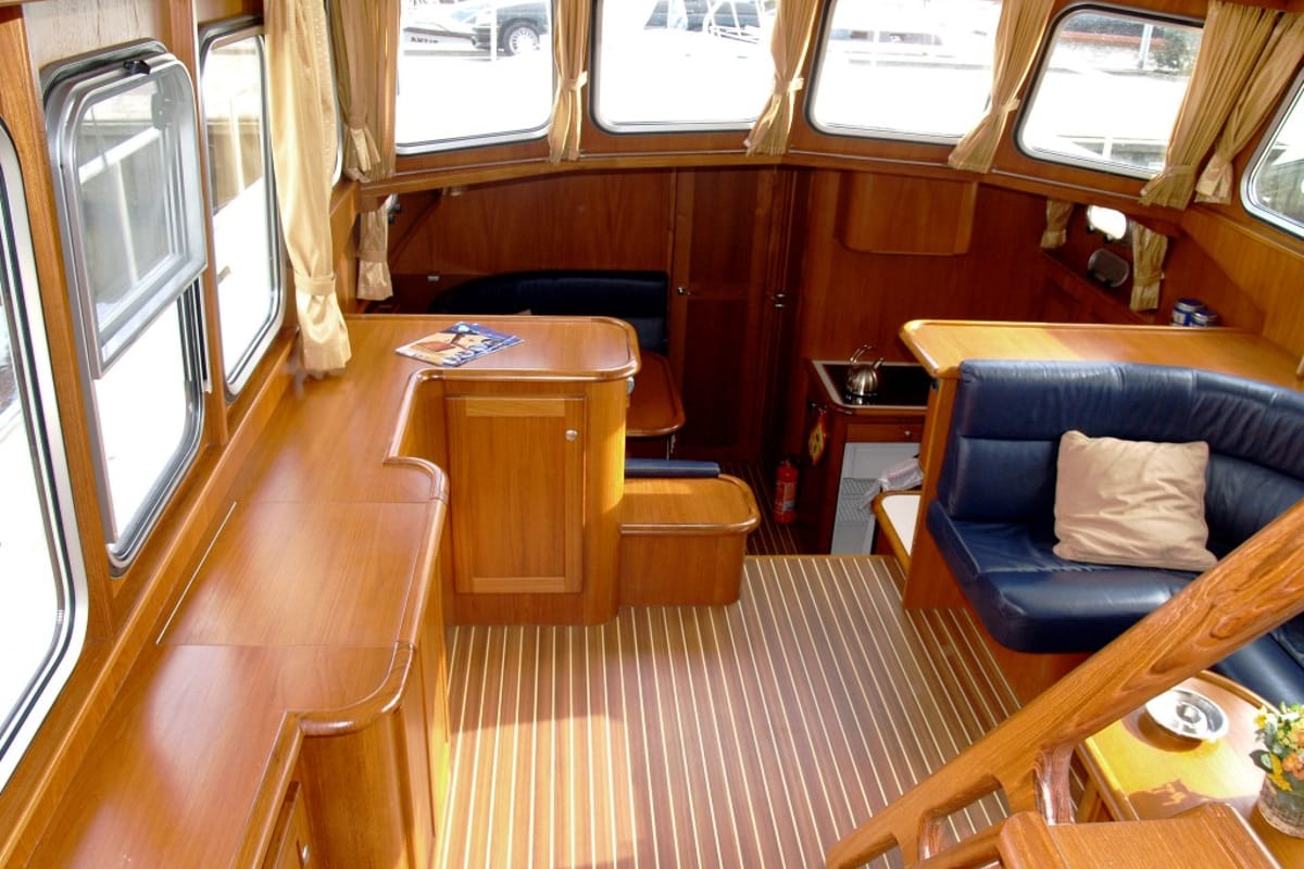 Salon of Drait 52, a De Drait Classicline 1300 motorboat at Woudsend, Netherlands