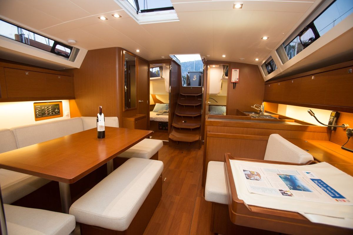 Salon of Dianora, a Beneteau Oceanis 45 sailboat at Fethiye, Turkey