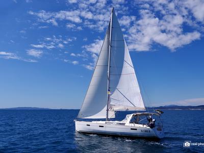 Exterior view of Gaia, a Beneteau Oceanis 45 sailboat at Cannigione, Italy