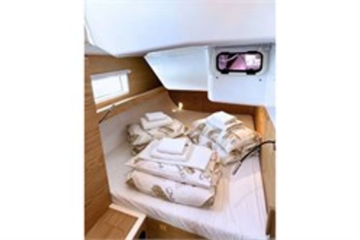 Cabin on Elena, a Elan Impression 43 sailboat at Athens, Greece
