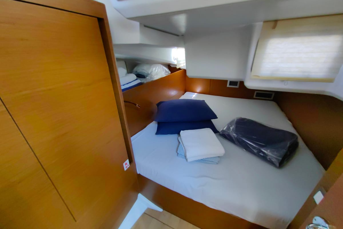 Cabin on Milky Way, a Jeanneau Sun Odyssey 440 sailboat at Grad Pula, Croatia