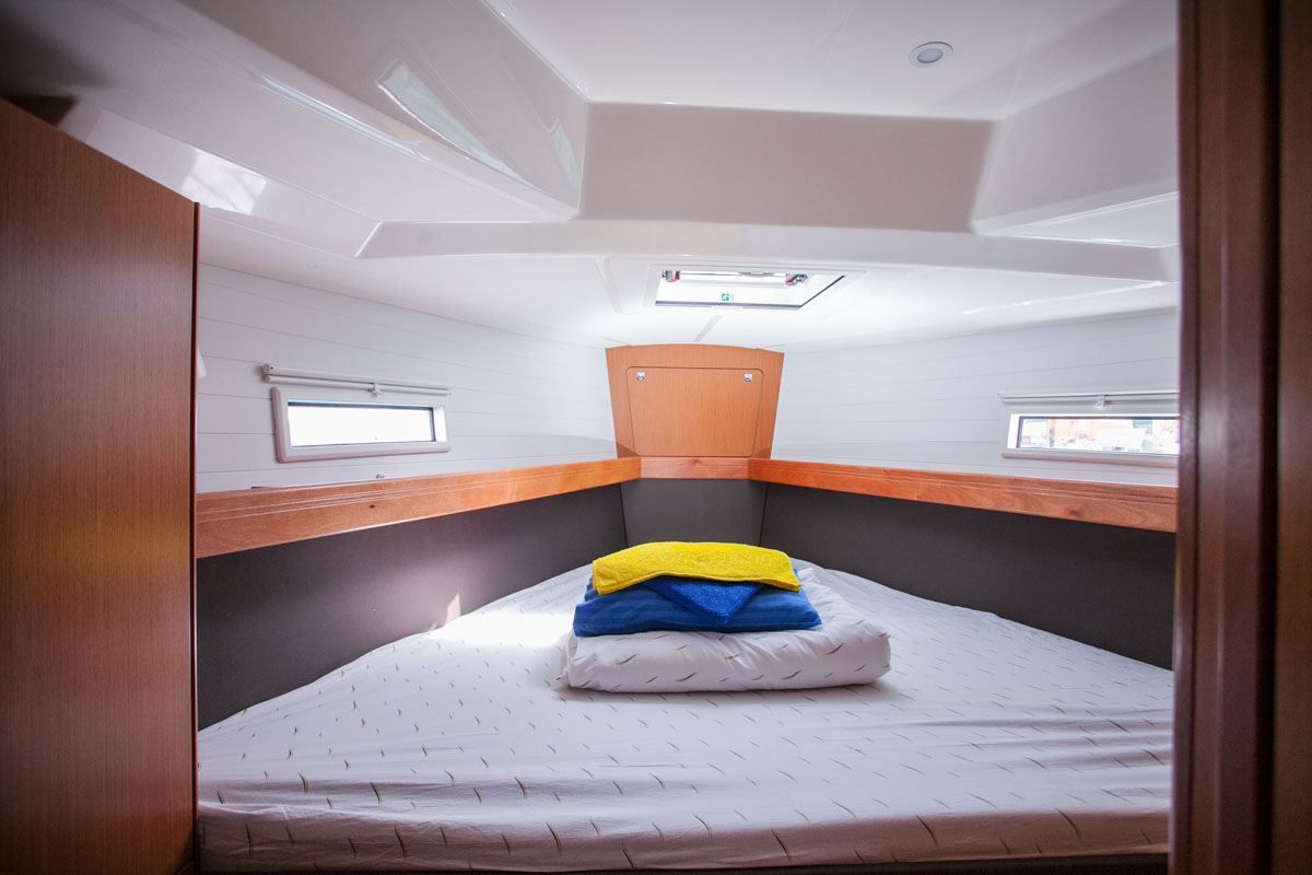 Cabin on Dolce Vita, a Bavaria Cruiser 41 sailboat at Split, Croatia