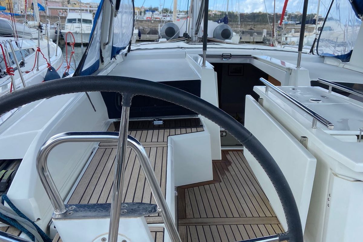Cockpit of Elisa, a Beneteau Oceanis 46.1 sailboat at Procida, Italy