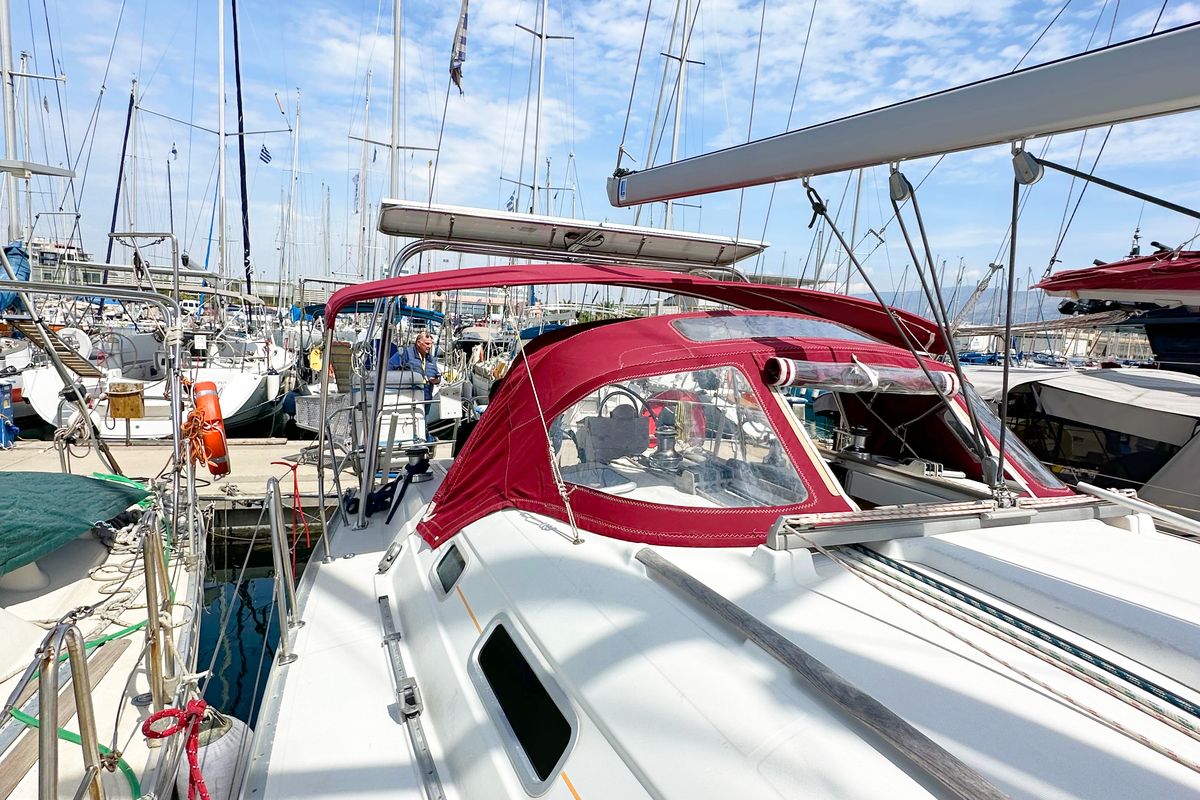 Deck of ARGO, a Beneteau Oceanis 393 sailboat at Marina Delta Kallithea, Greece