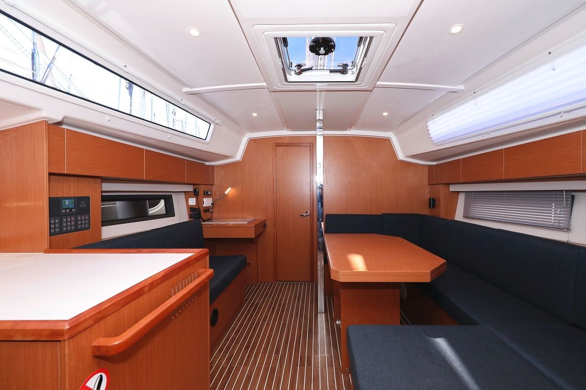 Salon of SeaTime, a Bavaria C42 sailboat at Pirovac, Croatia