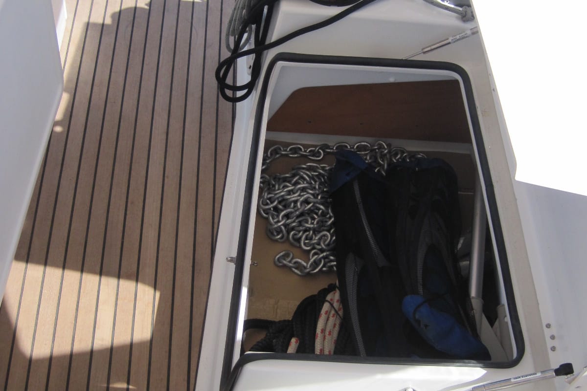Galley of Enrica, a Jeanneau Sun Odyssey 440 sailboat at Capo d'Orlando, Italy