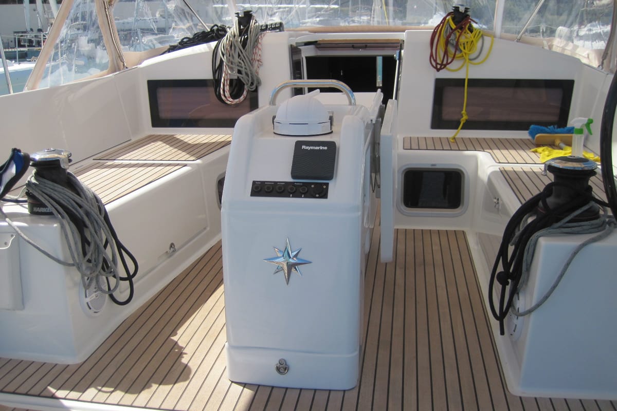 Galley of Enrica, a Jeanneau Sun Odyssey 440 sailboat at Capo d'Orlando, Italy