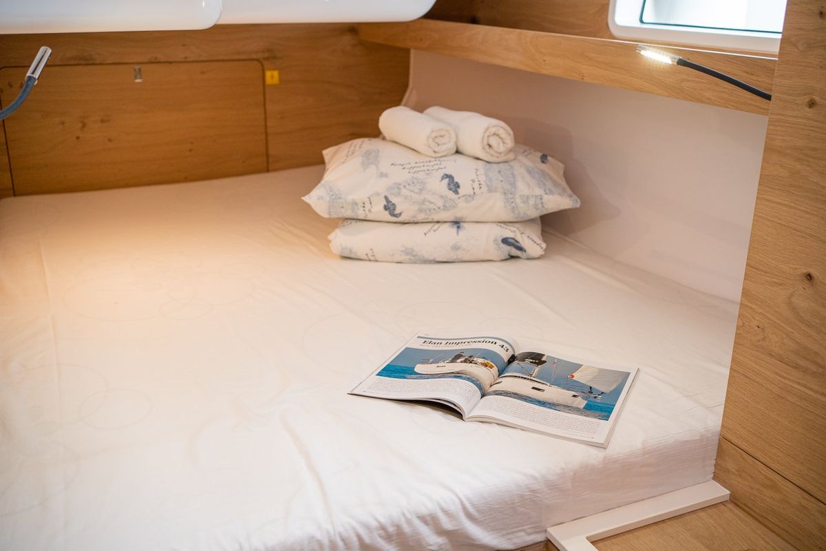 Cabin on Giovannina, a Elan Impression 45 sailboat at Grad Kaštela, Croatia