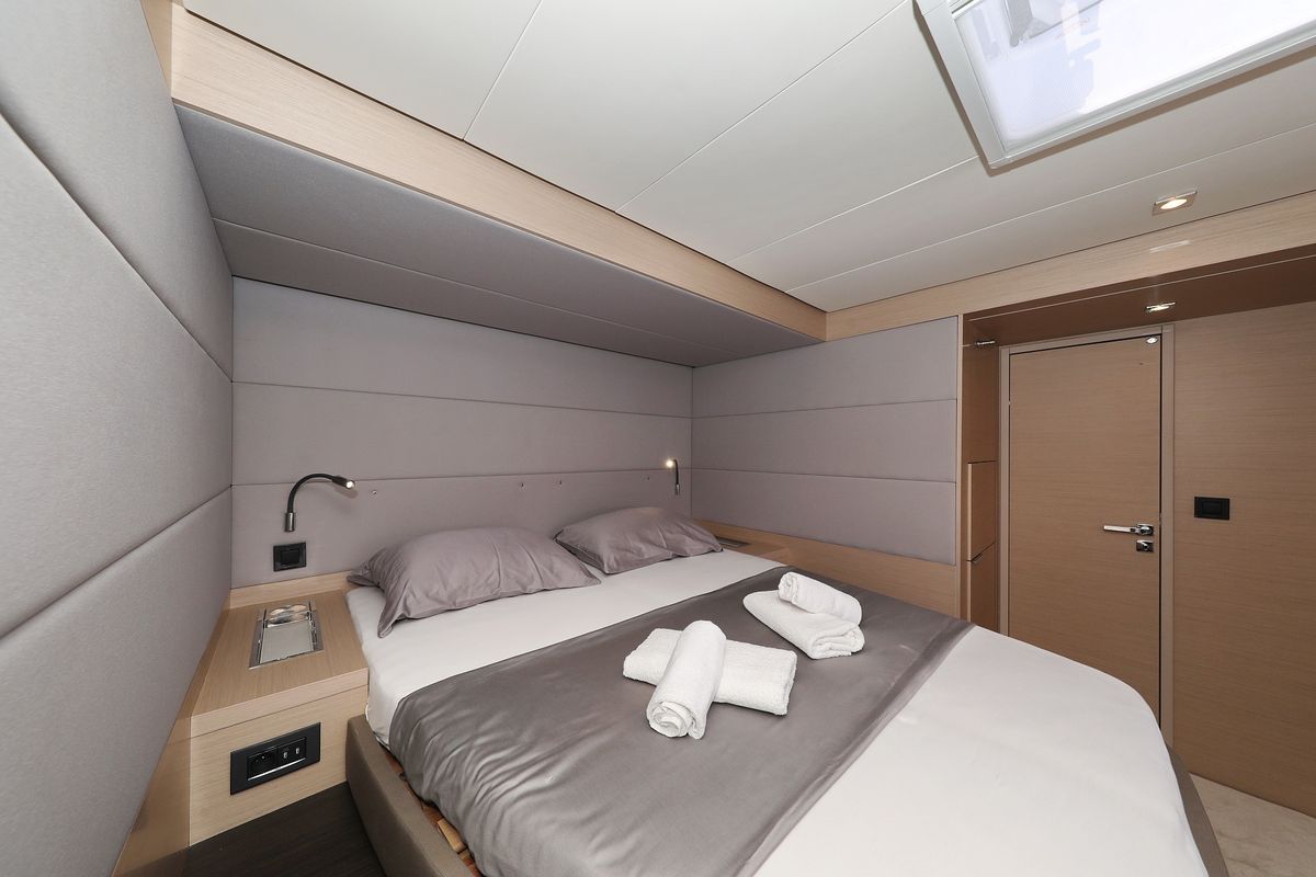 Cabin on NOMAD, a Lagoon 55 catamaran at Split, Croatia