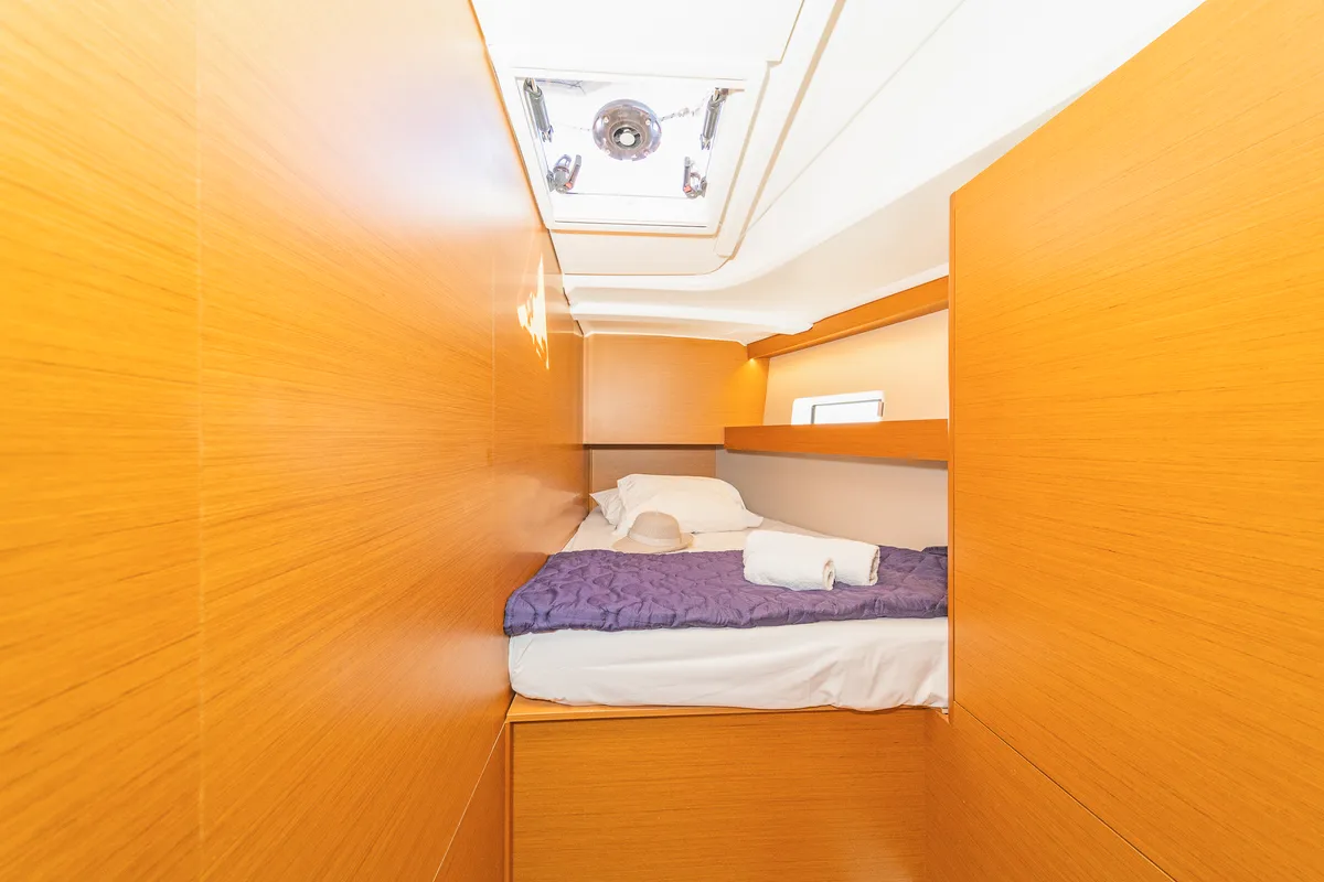 Cabin on Funsea, a Jeanneau Sun Odyssey 490 sailboat at Gouvia, Greece