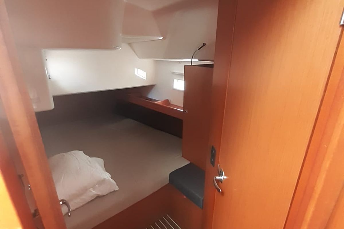 Cabin on PENELOPE, a Bavaria Cruiser 46 sailboat at Općina Sukošan, Croatia