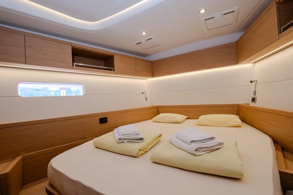 Cabin on Morea, a Cantiere Del Pardo (Grand Soleil) Grand Soleil 52 LC sailboat at Grad Šibenik, Croatia