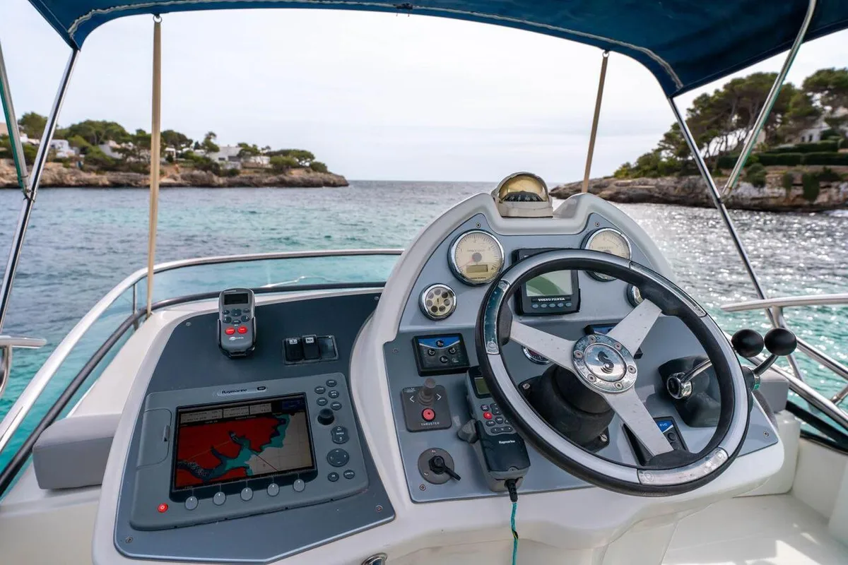 Cockpit of Helen Rose, a Beneteau Antares 12 Fly yacht at Općina Medulin, Croatia