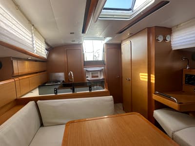 Salon of OYSTER SHELL, a Jeanneau Sun Odyssey 379 sailboat at Athens, Greece
