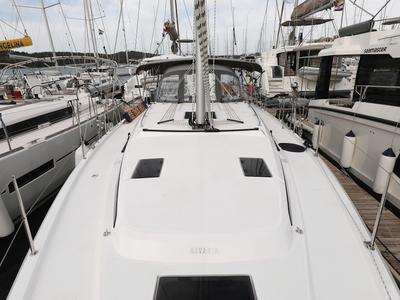 Salon of Levente, a Bavaria C42 sailboat at Grad Vodice, Croatia