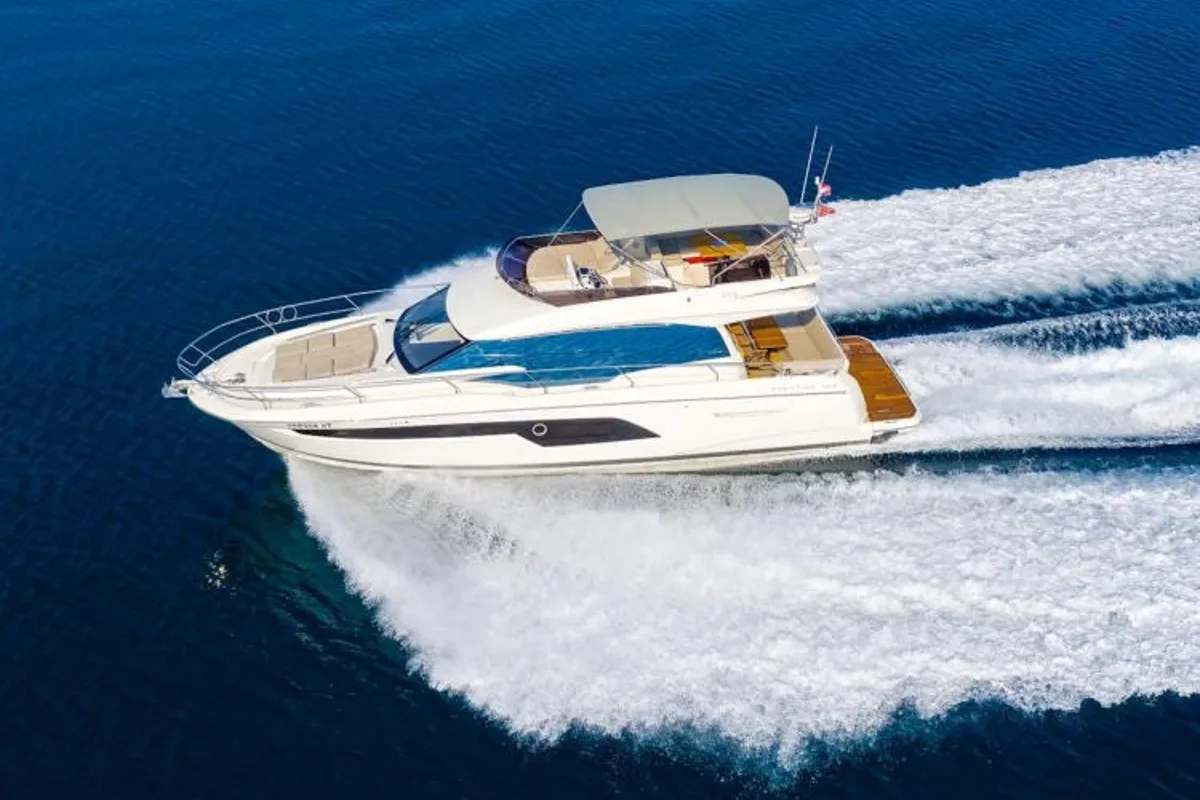 Exterior view of Medusa, a Jeanneau Prestige 520 Flybridge yacht at Split, Croatia