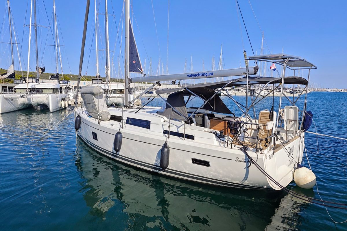 Exterior view of Fany, a Hanse Yachts Hanse 388 sailboat at Općina Sukošan, Croatia