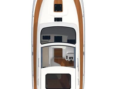 Girica, a Bavaria Sport 39 HT motorboat at Punat, Croatia