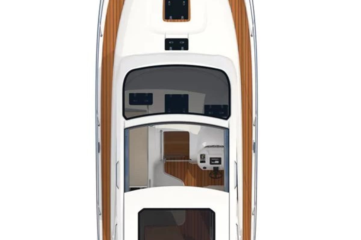 Girica, a Bavaria Sport 39 HT motorboat at Punat, Croatia