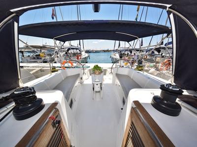 Cockpit of Papalina, a Beneteau Cyclades 50.5 sailboat at Općina Sukošan, Croatia