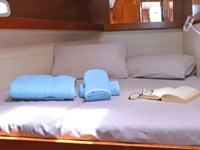 Cabin on Leandros D, a Beneteau Oceanis 50 Family sailboat at Athens, Greece