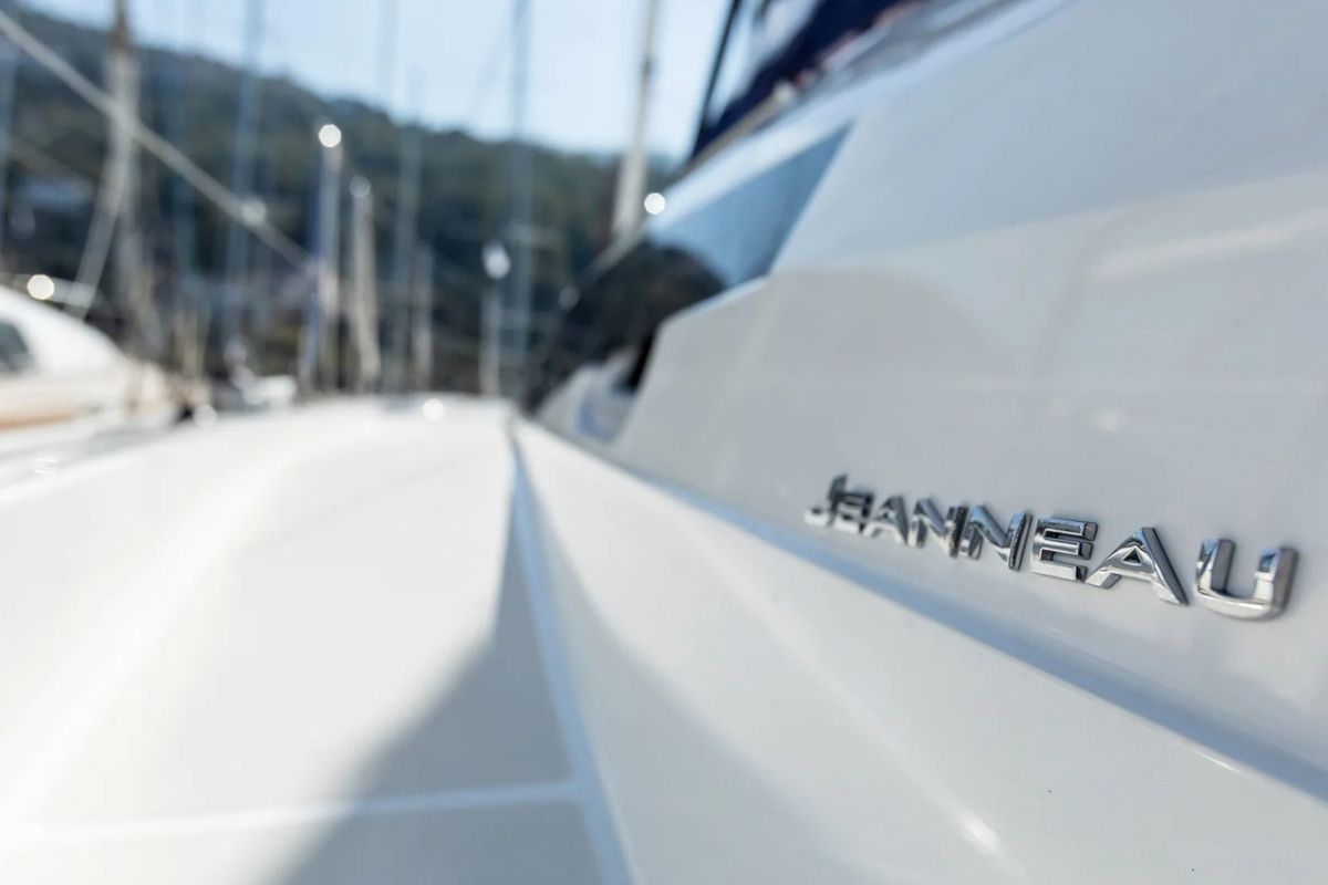 TETI, a Jeanneau Sun Odyssey 410 sailboat at Vibo Valentia, Italy