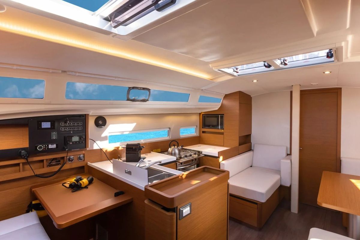 Salon of TETI, a Jeanneau Sun Odyssey 410 sailboat at Vibo Valentia, Italy