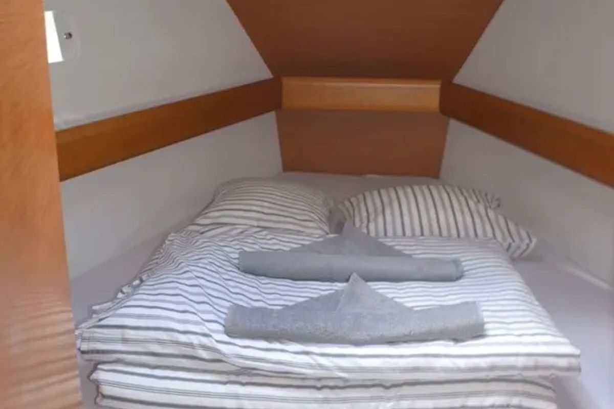 Cabin on Beaujolais, a Jeanneau Sun Odyssey 449 sailboat at Seget Donji, Croatia