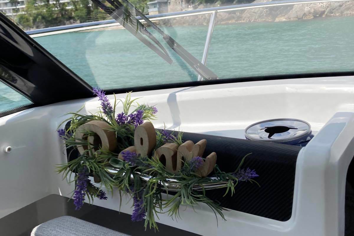 SUNNY DAY, a Jeanneau Merry Fisher 695 motorboat at Grad Opatija, Croatia