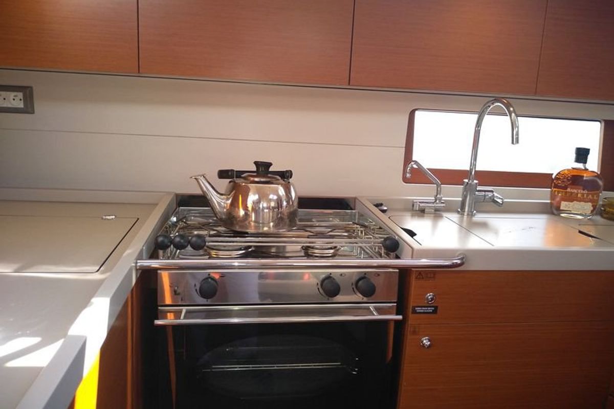 Galley of Famiglia, a Beneteau Oceanis 51.1 sailboat at Athens, Greece