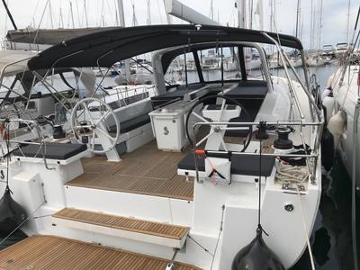 Deck of Famiglia, a Beneteau Oceanis 51.1 sailboat at Athens, Greece