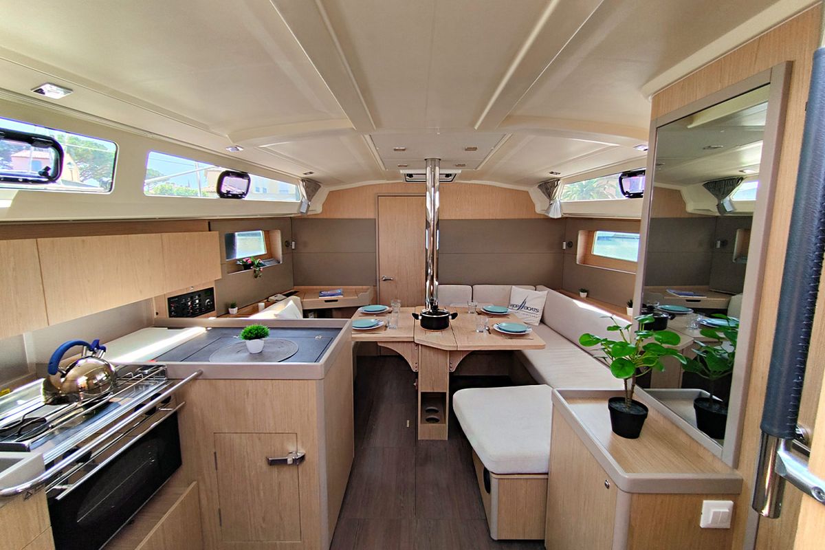 Galley of Blue Hop, a Beneteau Oceanis 41.1 sailboat at Grimaud, France