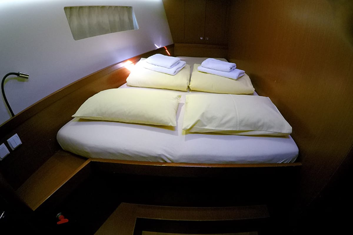 Cabin on Neška II, a Beneteau Oceanis 45 sailboat at Grad Šibenik, Croatia