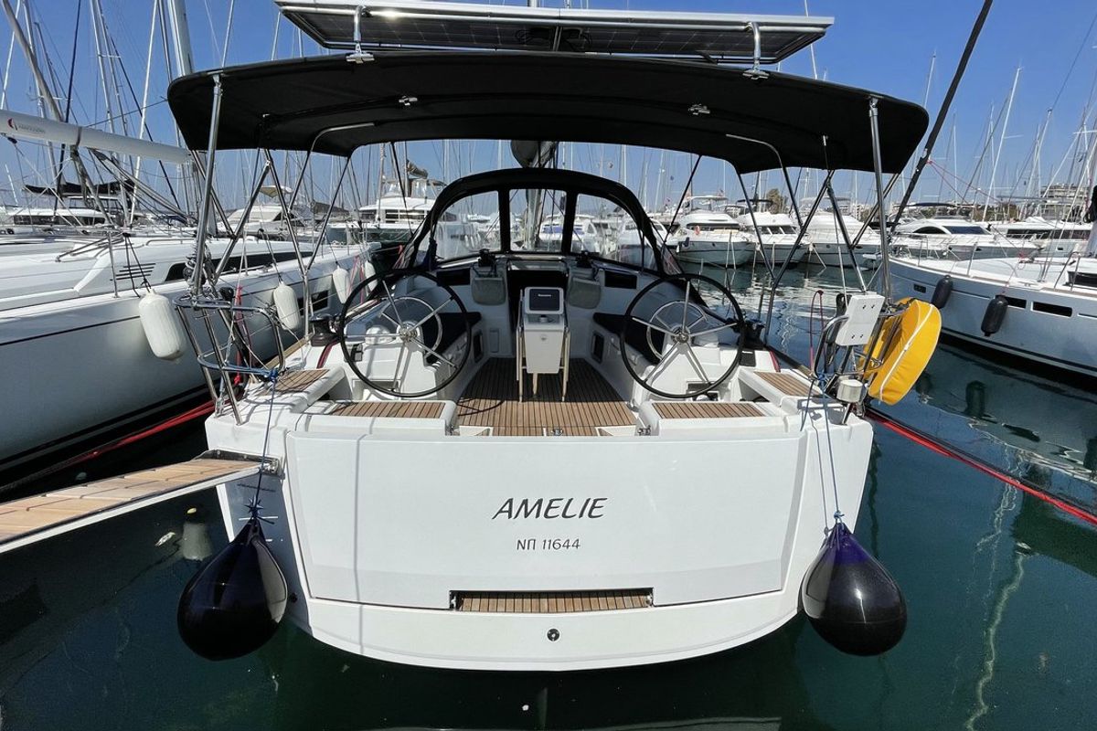 Exterior view of Amelie, a Jeanneau Sun Odyssey 449 sailboat at Kontokali, Greece