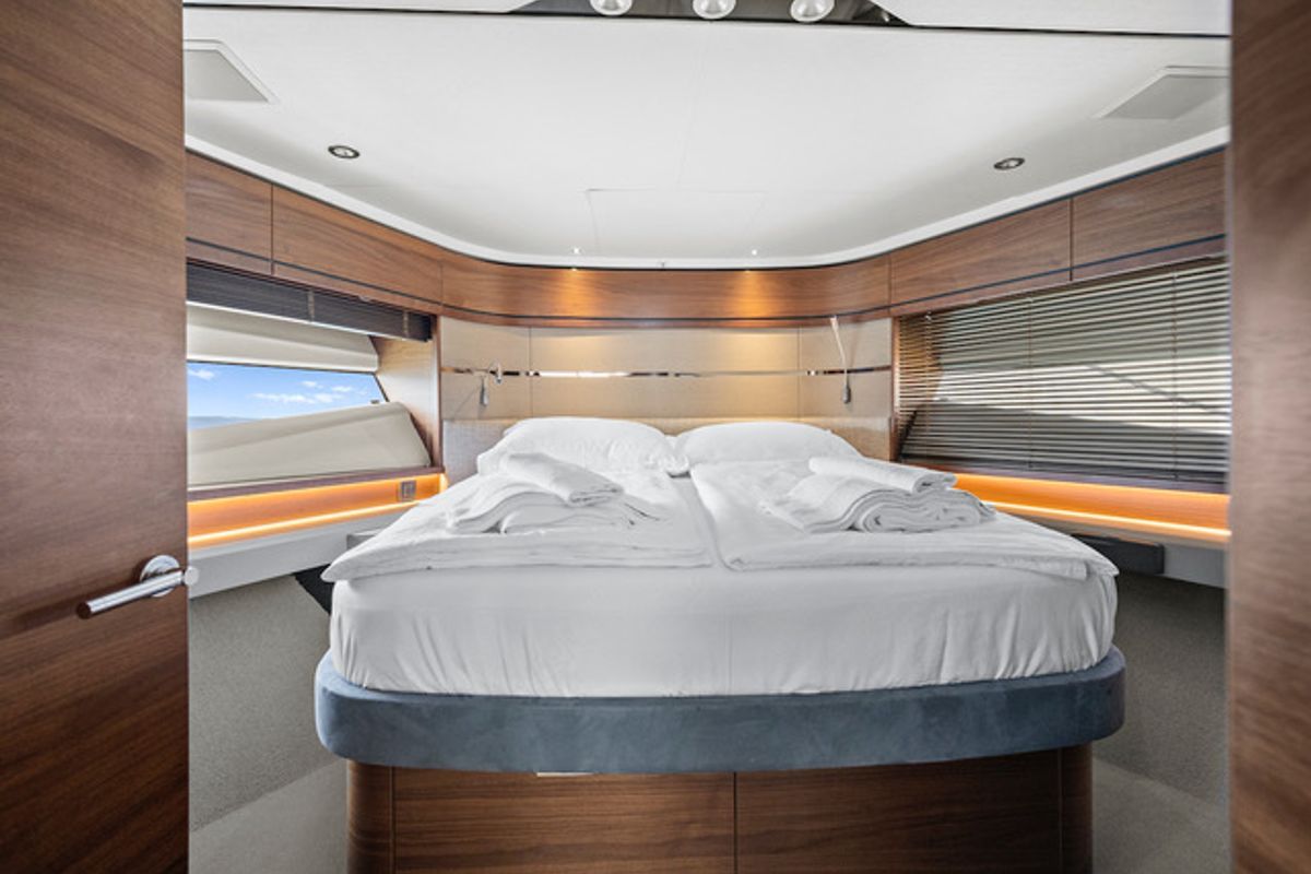 Cabin on MIRNO MORE, a Princess Yachts Princess S65 yacht at Grad Kaštela, Croatia