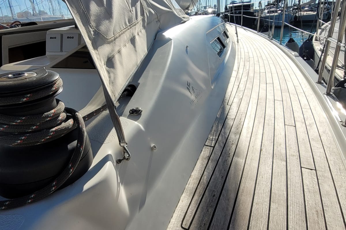 Exterior view of Papillon, a Italia Yachts 13.98 sailboat at Rosignano Solvay, Italy