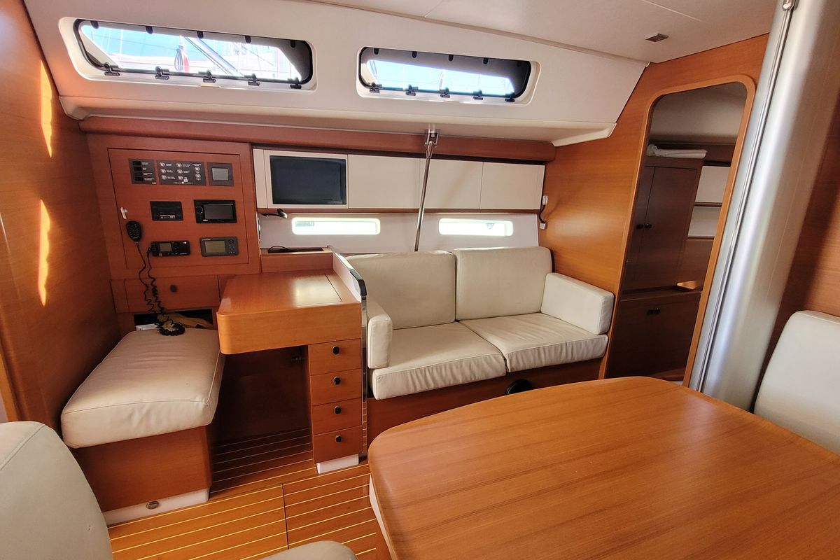Salon of Papillon, a Italia Yachts 13.98 sailboat at Rosignano Solvay, Italy