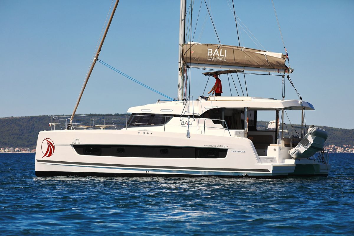 Exterior view of Toma, a Bali Catspace catamaran at Grad Kaštela, Croatia