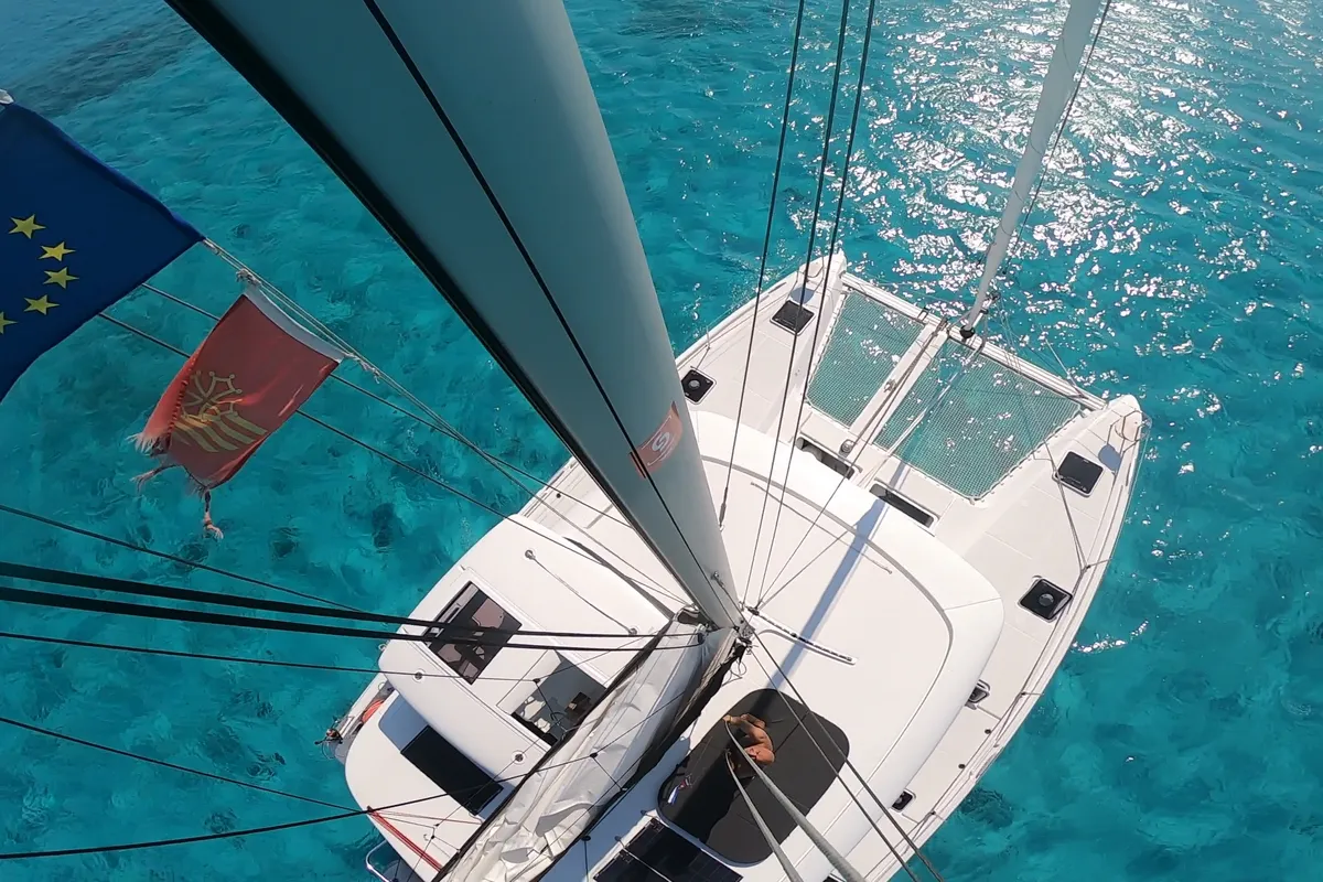 Speranza B&B, a Lagoon Lagoon 42 catamaran at Hyères, France