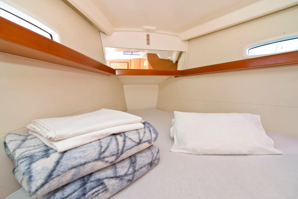 Cabin on Mataa, a Beneteau Oceanis 43 sailboat at Betina, Croatia