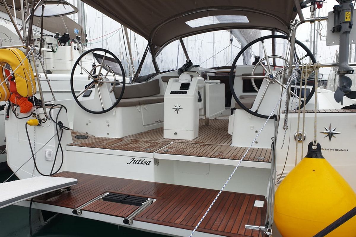 Exterior view of Jutisa, a Jeanneau Sun Odyssey 410 sailboat at Grad Pula, Croatia