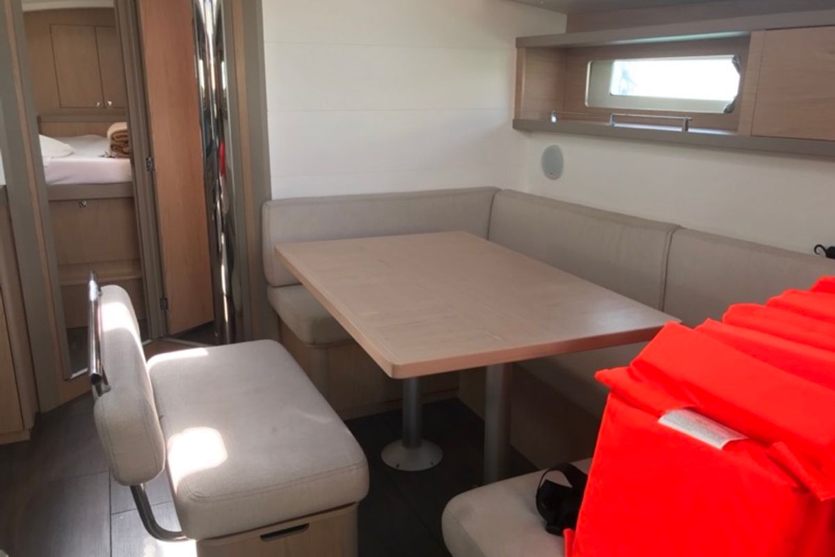Salon of Alphard, a Beneteau Oceanis 45 sailboat at Rosignano Solvay, Italy