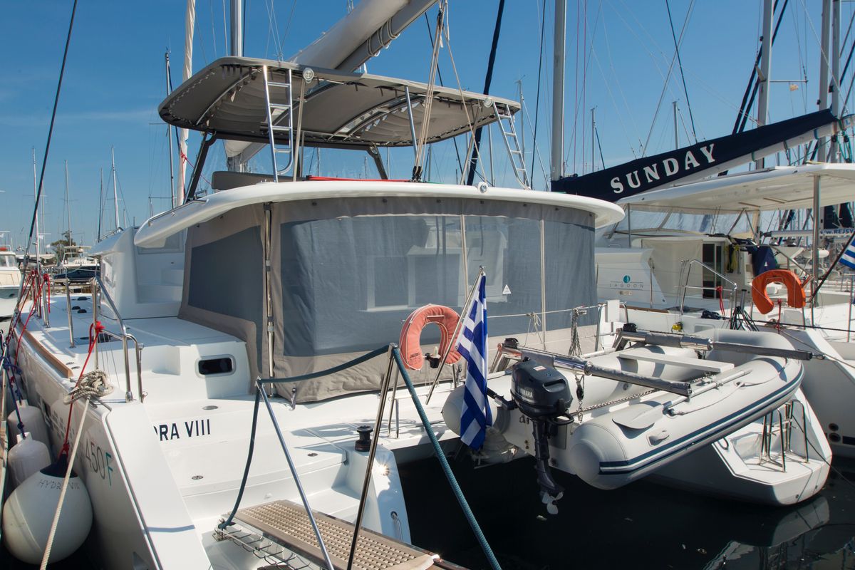 Exterior view of Hydra VIII, a Lagoon 450 Fly catamaran at Athens, Greece