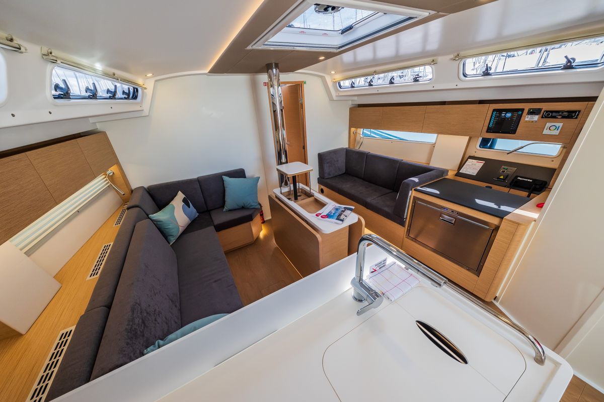 Salon of La Brisa, a Hanse Yachts Hanse 410 sailboat at Grad Kaštela, Croatia
